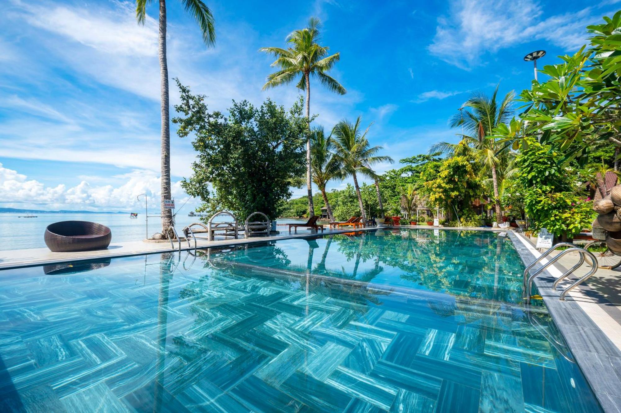 Mai Phuong Resort Дуонг-Донг Экстерьер фото