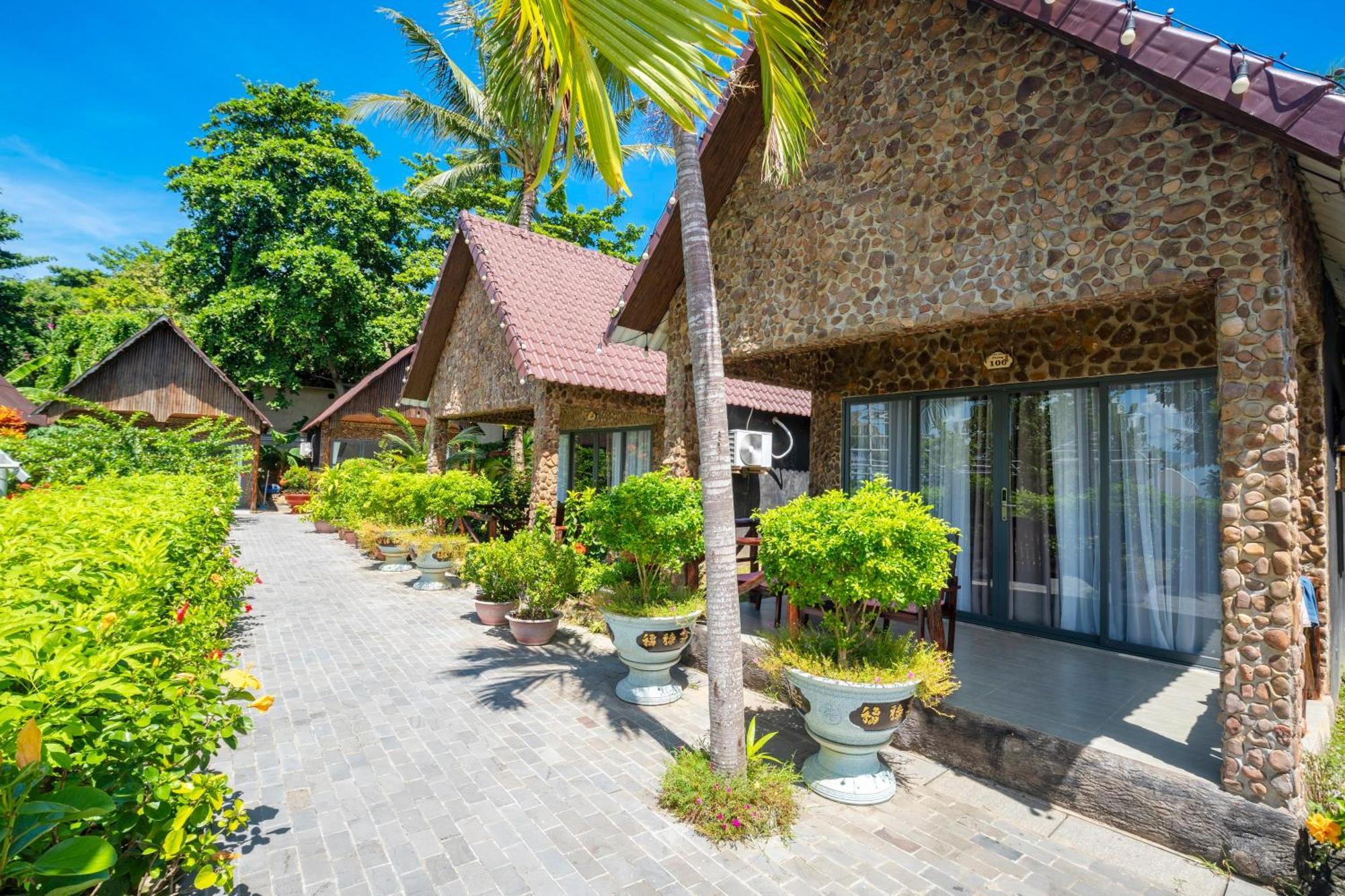 Mai Phuong Resort Дуонг-Донг Экстерьер фото