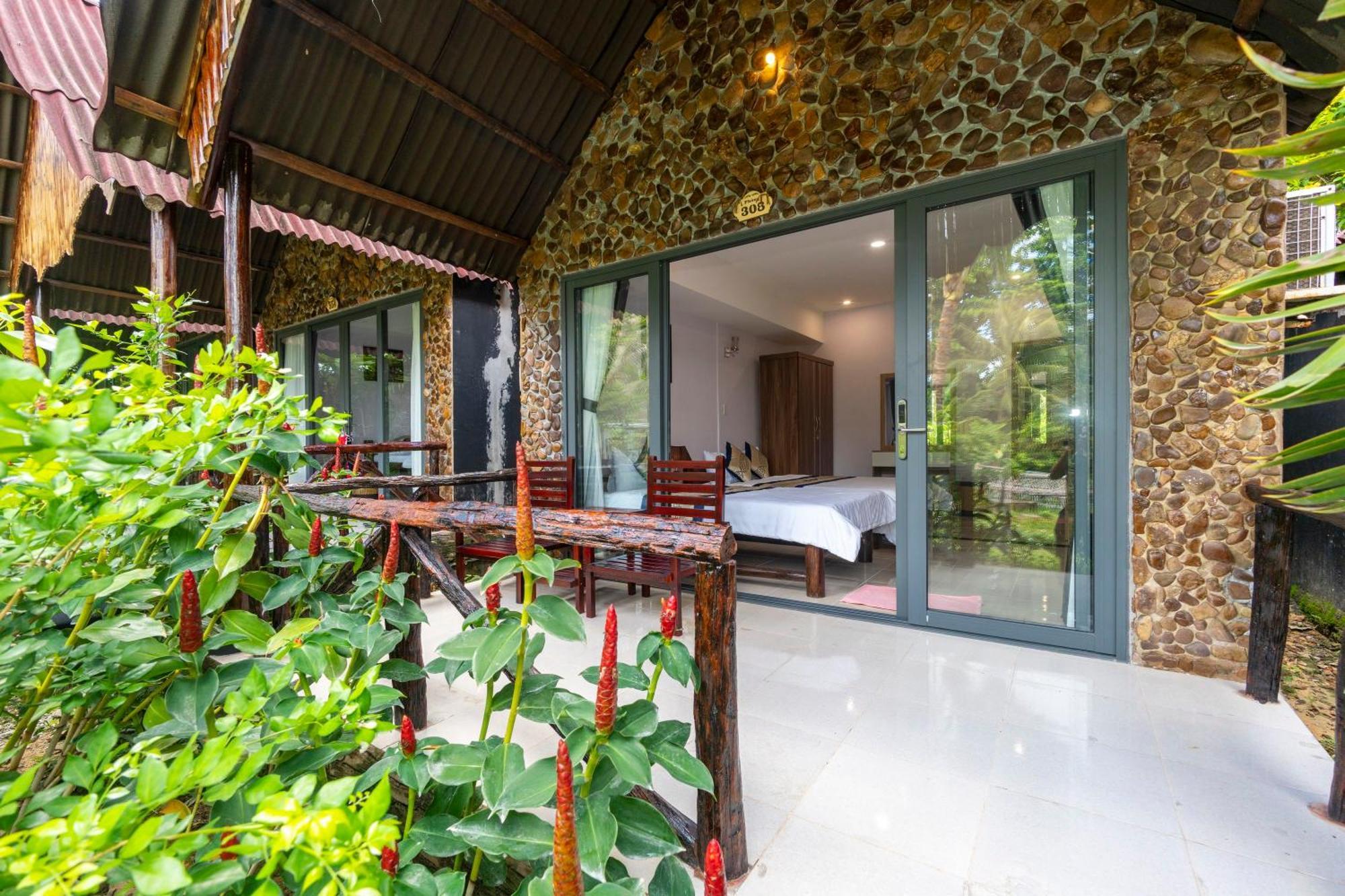Mai Phuong Resort Дуонг-Донг Экстерьер фото