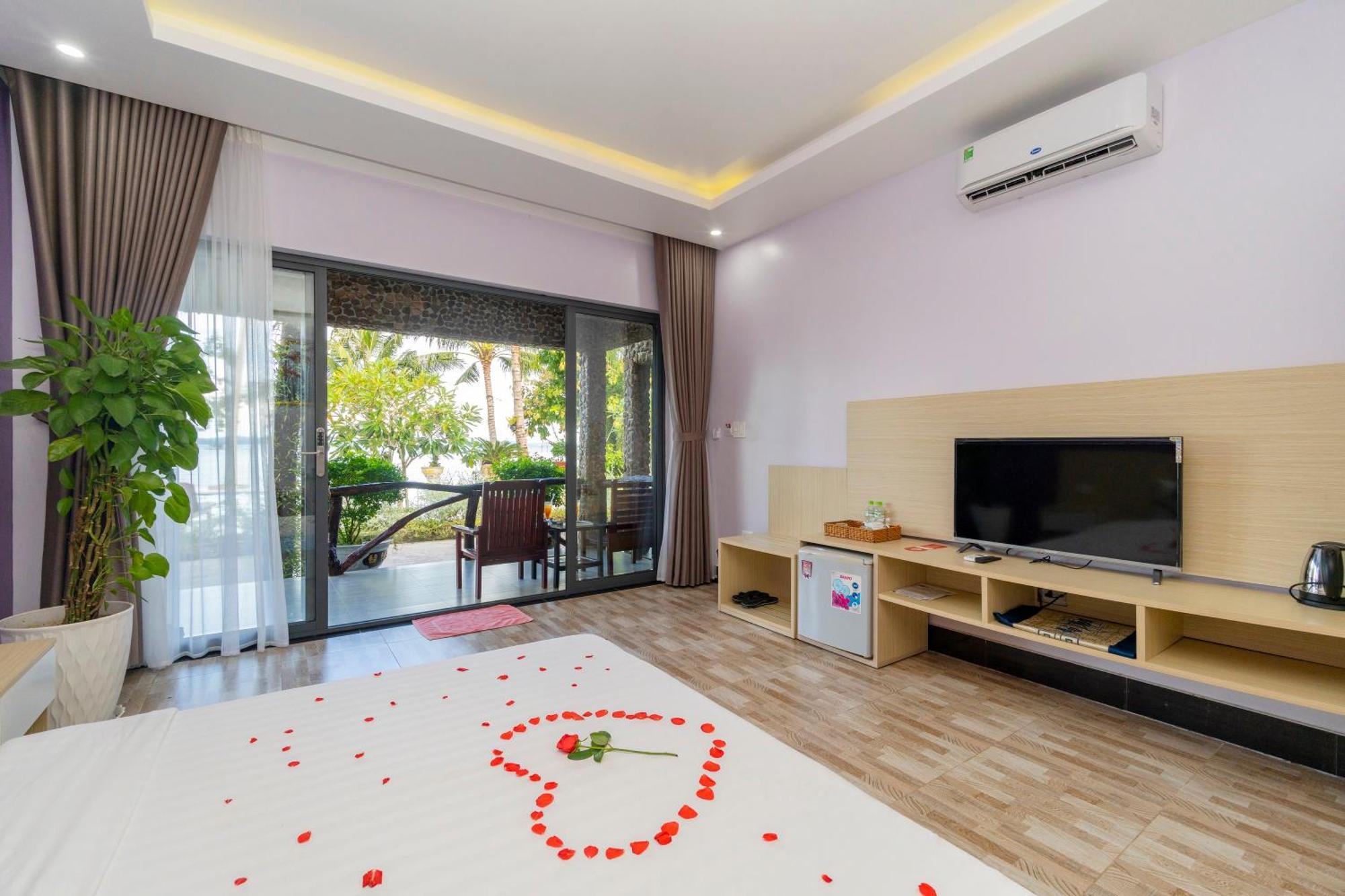 Mai Phuong Resort Дуонг-Донг Экстерьер фото
