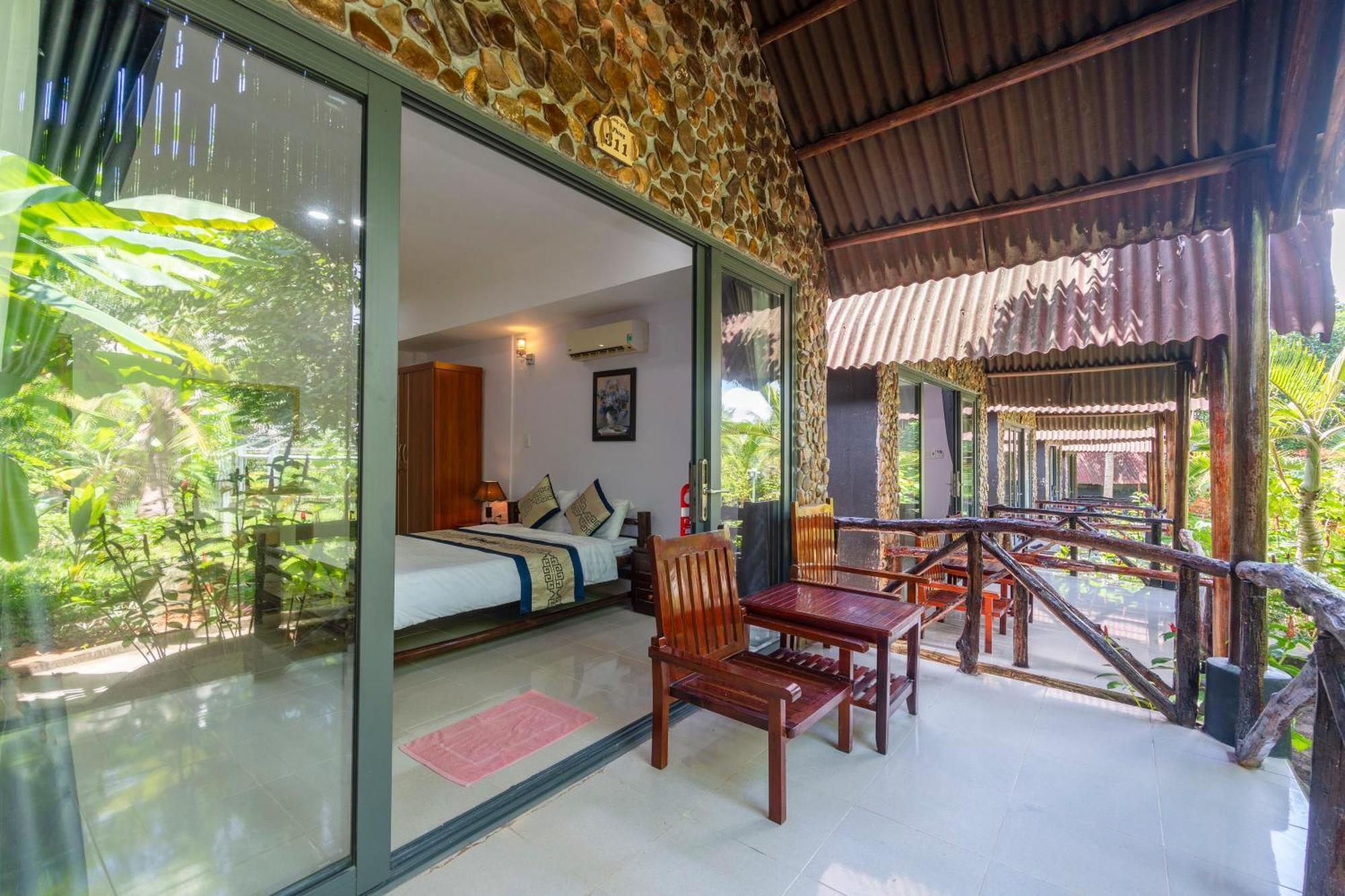 Mai Phuong Resort Дуонг-Донг Экстерьер фото